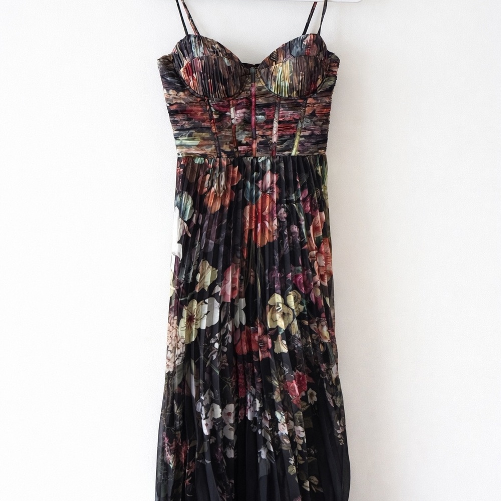 AQUA Floral Pleated Dress - Size S - Picture 2 of 3
